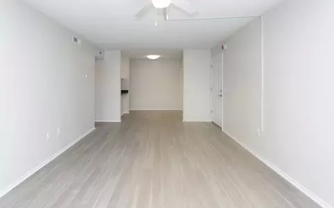2001 SW 16th St, Gainesville, FL 32608 photo 26