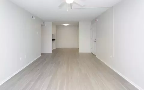2001 SW 16th St, Gainesville, FL 32608 photo 16