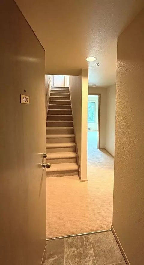 1813 19th Ave, Seattle, WA 98122