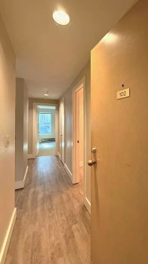 1813 19th Ave, Seattle, WA 98122