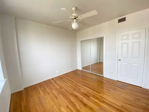 5959 N Kenmore Ave, Chicago, IL 60660