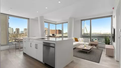 35 Lomasney Way, Boston, MA 02114 photo 10