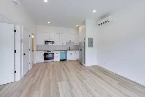 4350 Kirkham St, San Francisco, CA 94122