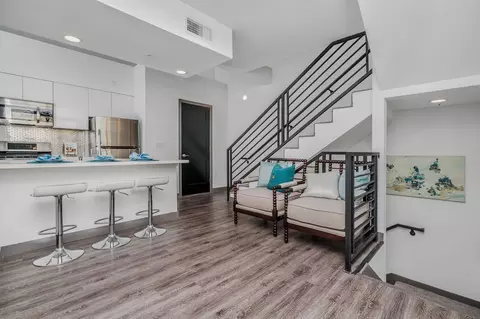 5066 Romaine St, Los Angeles, CA 90029