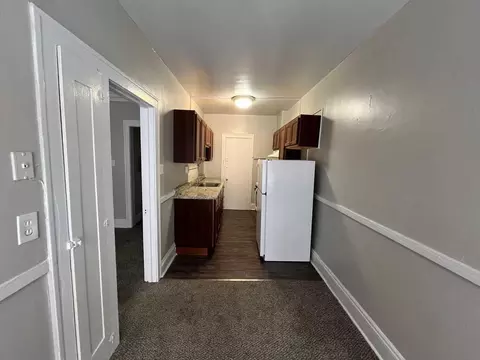 2684 Mayfield Rd, Cleveland Heights, OH 44106