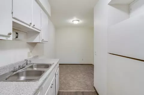 3401 W Alexis Rd, Toledo, OH 43623 photo 3