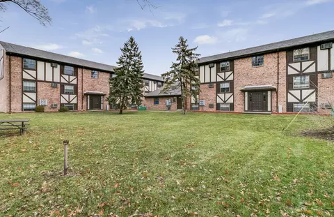 3401 W Alexis Rd, Toledo, OH 43623 photo 6
