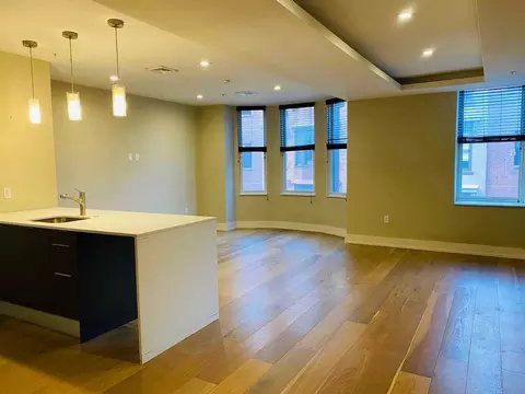 1222 Locust St, Philadelphia, PA 19107