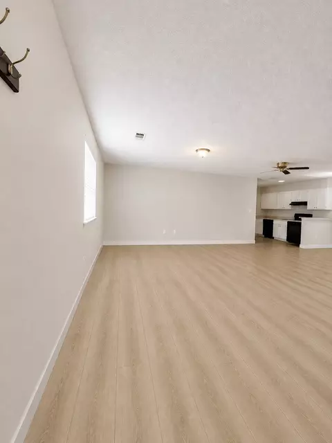 200 E Wilson St, Spring Hill, KS 66083