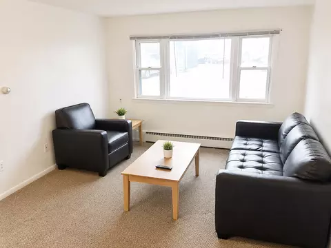 1010 S 1st St, Champaign, IL 61820 photo 2