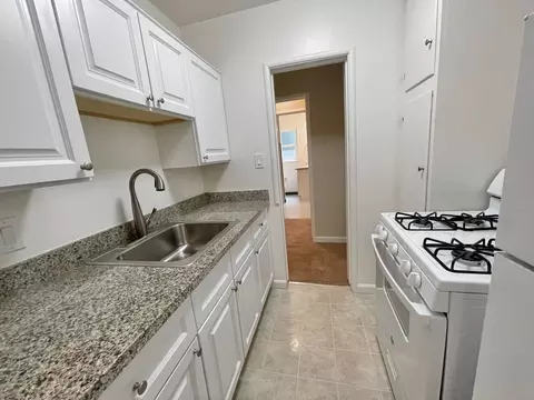 1731 N St, Sacramento, CA 95811
