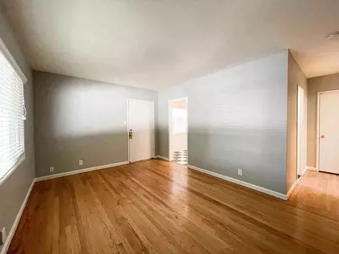 1731 N St, Sacramento, CA 95811
