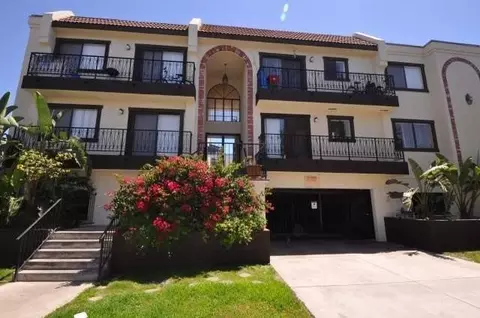 12338 Oxnard St, Los Angeles, CA 91606