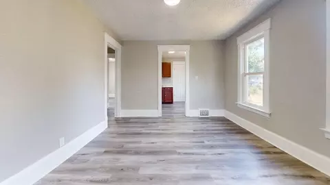 753 Johnston St, Akron, OH 44306