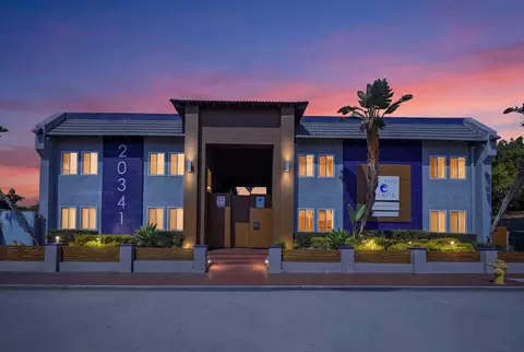 1648 Del Amo Blvd, Torrance, CA 90501