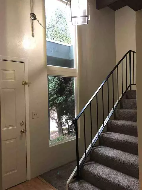 3494 3498 Onyx Pl, Eugene, OR 97405 photo 2