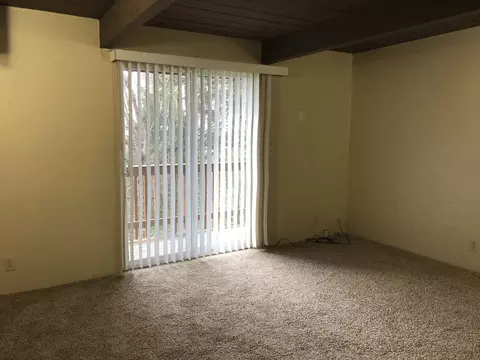 3494 3498 Onyx Pl, Eugene, OR 97405 photo 5