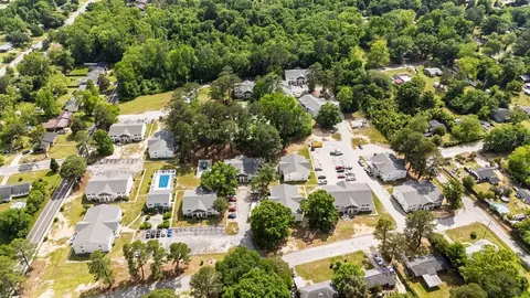 1101 Hallbrook Dr, Columbia, SC 29209