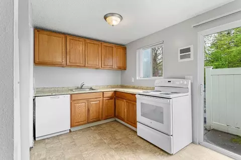 13000 NW Cornell Rd, Cedar Mill, OR 97229