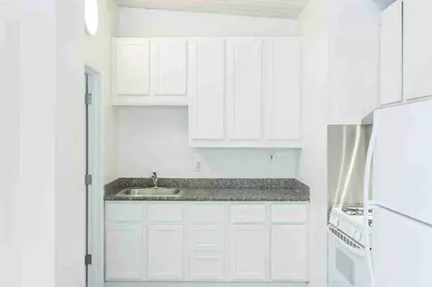 740 27th St, Oakland, CA 94612