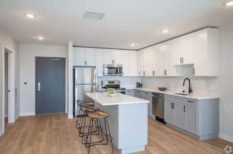 110 E 2nd St, Superior, WI 54880