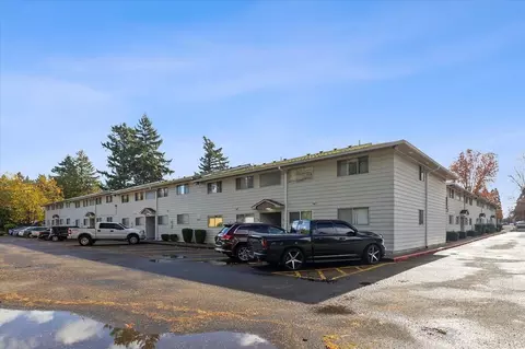 10325 NE Hancock St, Portland, OR 97220