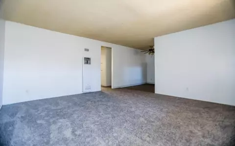 7546 Parkway Dr, La Mesa, CA 91942