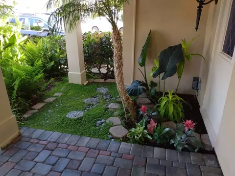 1633 Diamond St, San Diego, CA 92109