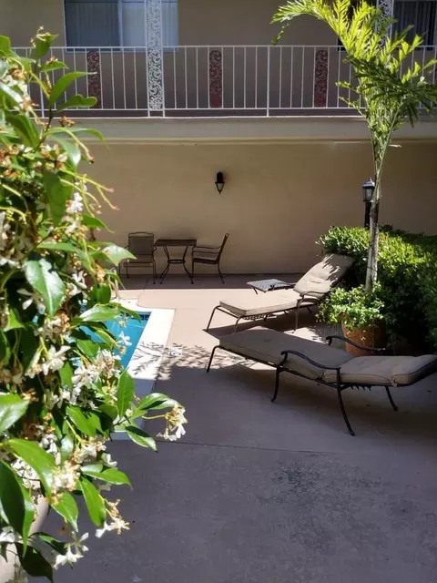 1633 Diamond St, San Diego, CA 92109