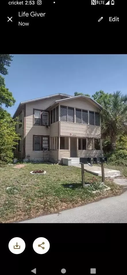 1223 17th St W, Bradenton, FL 34205