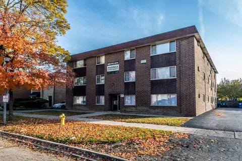 2115 S 4th Ave, Maywood, IL 60153