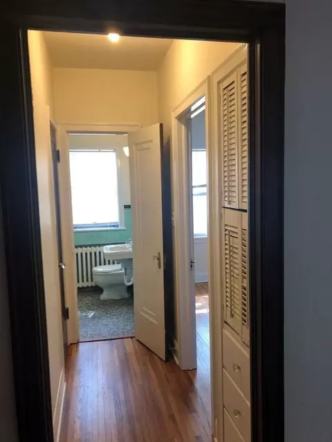 3707 Grand Ave S, Minneapolis, MN 55409