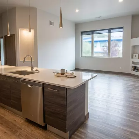 1115 Chambers Ave, Eagle, CO 81631 photo 2