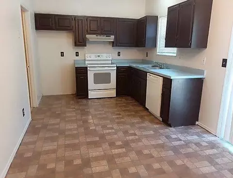 1000 Westward Trails Dr, Imperial, MO 63052