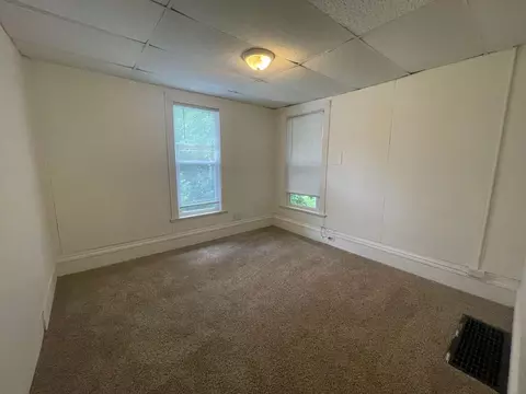 1901 E Superior St, Duluth, MN 55812 photo 5
