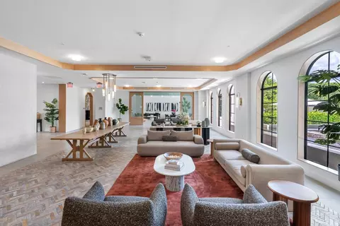 2555 NE 179th St, Miami, FL 33162 photo 15