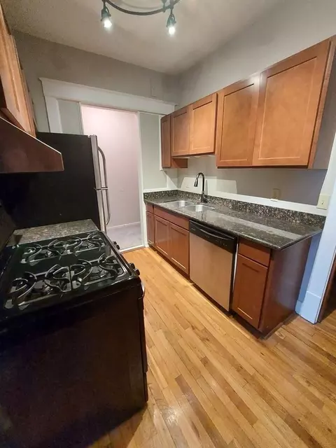 508 Fry St, Saint Paul, MN 55104