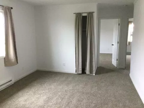 1710 Harding St, Tama, IA 52339