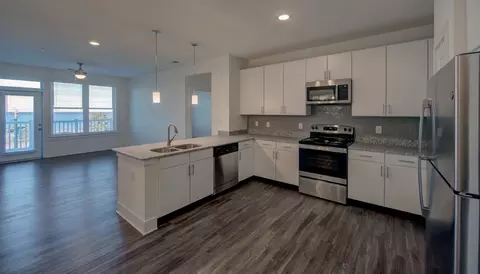719 E Ocean View Ave, Norfolk, VA 23503