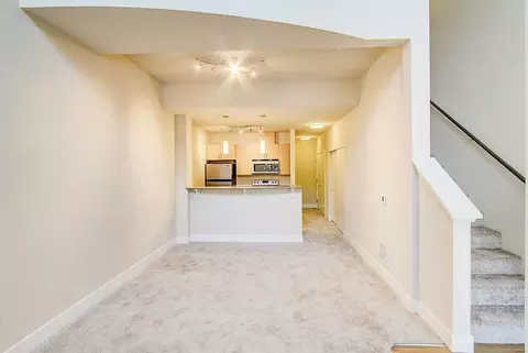 523 Broadway E, Seattle, WA 98102 photo 54