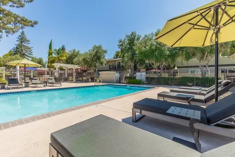 107 S Mary Ave, Sunnyvale, CA 94086 photo 2