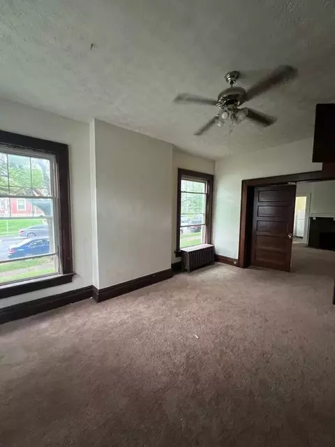 348 E 14th Ave, Columbus, OH 43201