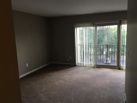 329 Jarvis St, Ypsilanti, MI 48197