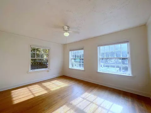 1731 NW Everett St, Portland, OR 97209