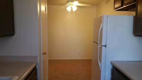 901 W Columbus St, Bakersfield, CA 93301