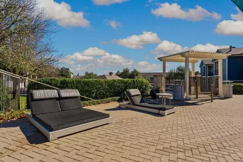 500 E Stassney Ln, Austin, TX 78745 photo 12