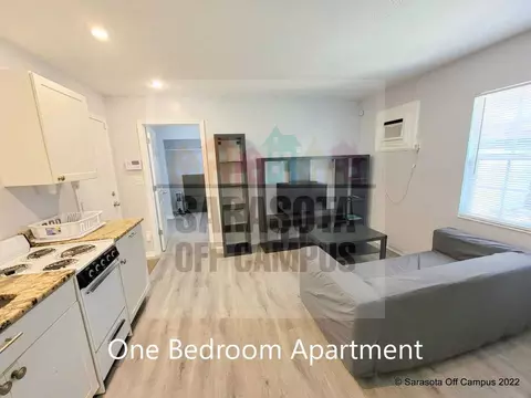 1014 Mecca Dr, Sarasota, FL 34234