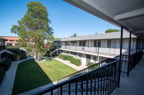 8969 Grossmont Blvd, La Mesa, CA 91941