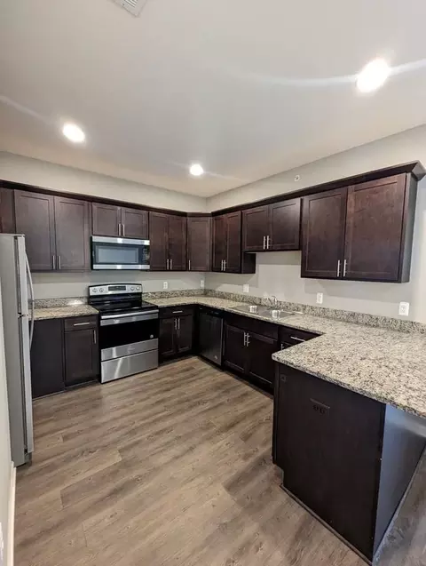 Bebernick Ln, Sterling Heights, MI 48310