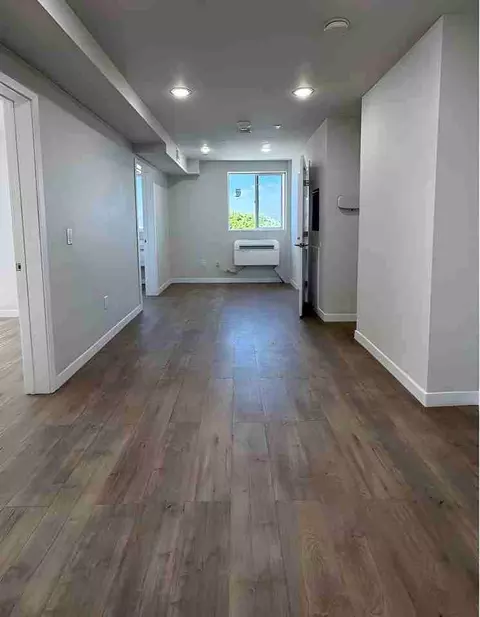 4186 S Western Ave, Los Angeles, CA 90062